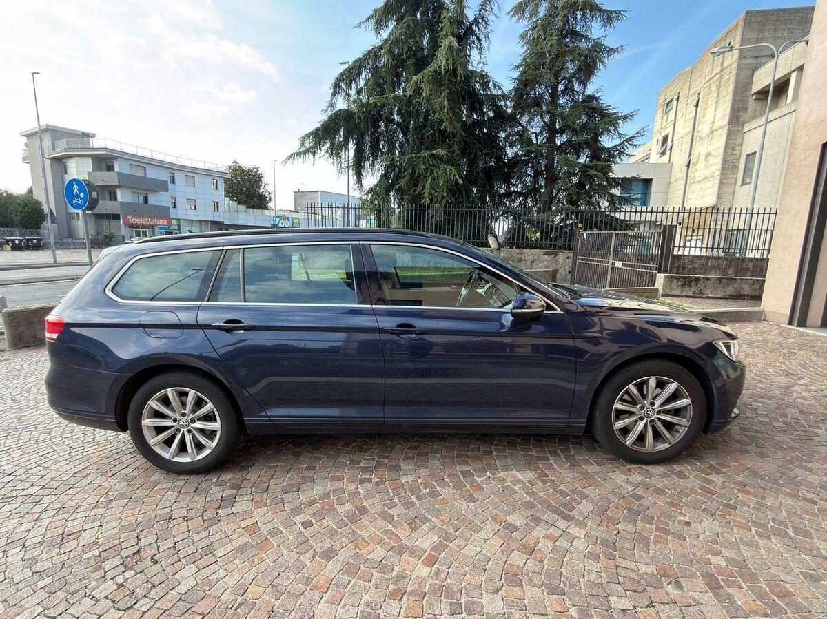 Volkswagen Passat 2.0 tdi Highline Executive 150cv