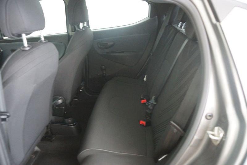 Lancia Ypsilon 1.0 FireFly 5 porte S&S Hybrid Gold