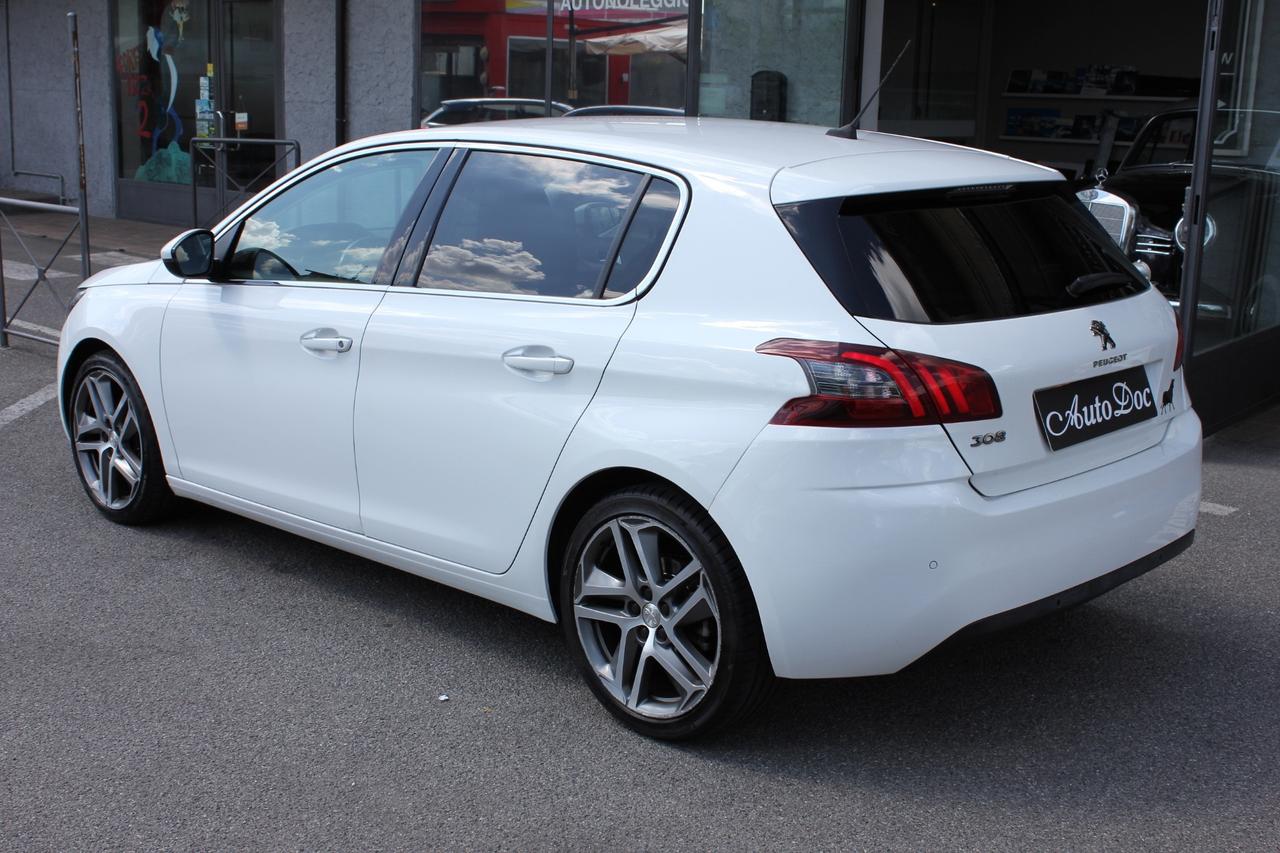 Peugeot 308 1.6 e-HDi 115 CV Allure