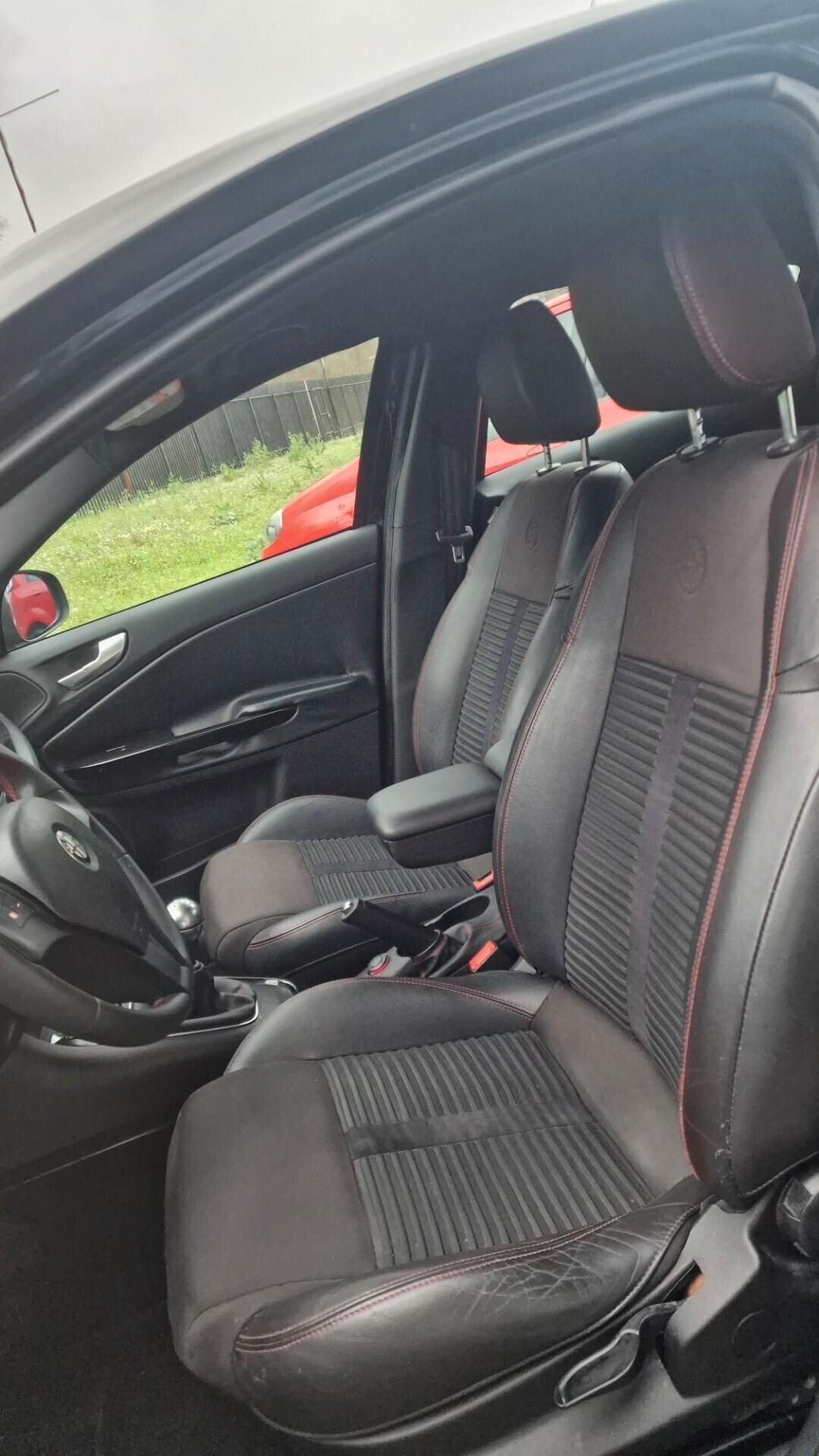 Alfa Romeo Giulietta 1.6 JTDm-2 105 CV Distinctive