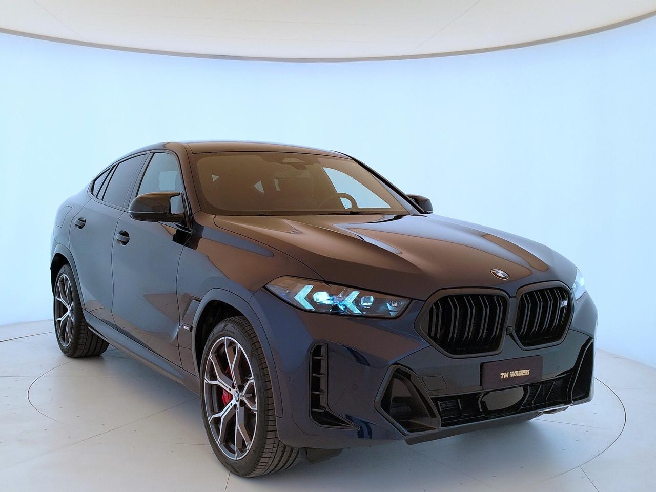 BMW X6 M60i auto - IVA ESPOSTA