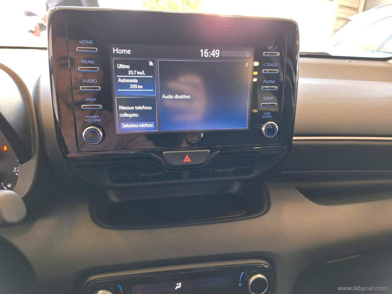 TOYOTA Yaris 1.5 Hybrid 5p. Business