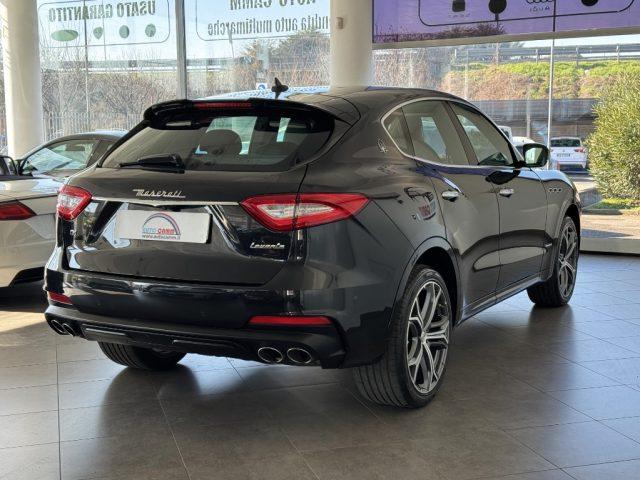 MASERATI Levante V6 Diesel 250cv AWD Gransport