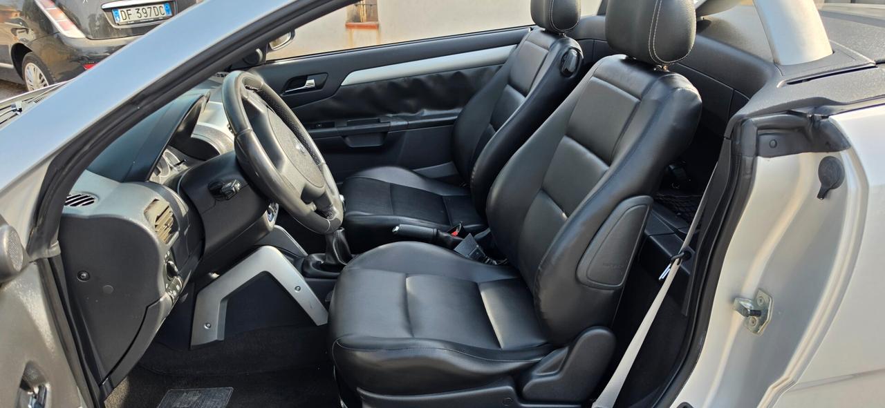 Opel Tigra TwinTop 1.4 16V Sport