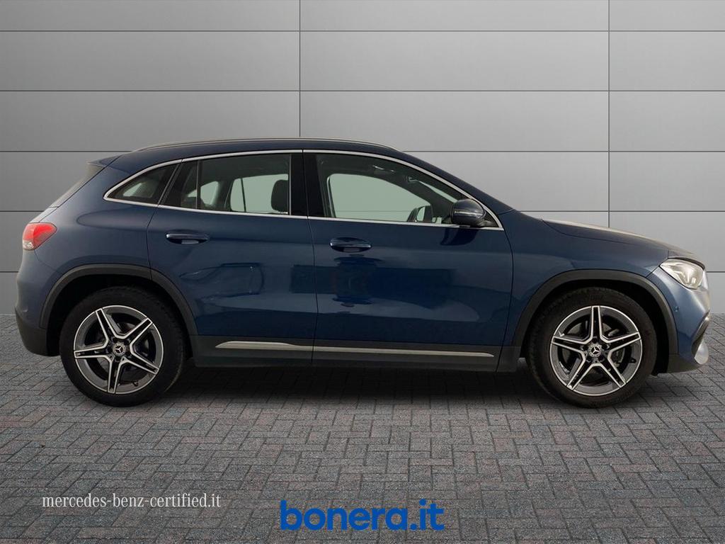Mercedes GLA 200 200 D Premium 8G-DCT