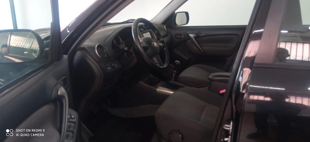 TOYOTA RAV 4 4X4 D4D SOL 116 CV 5 PORTE