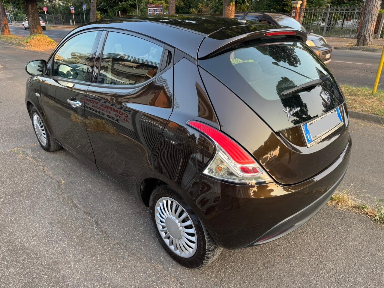 Lancia Ypsilon 1.2 69 CV 5 P garanzia 12 mesi