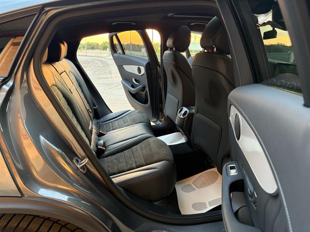 MERCEDES-BENZ GLC 300 de 4Matic Plug-in hybrid Coupé Premium Plus.