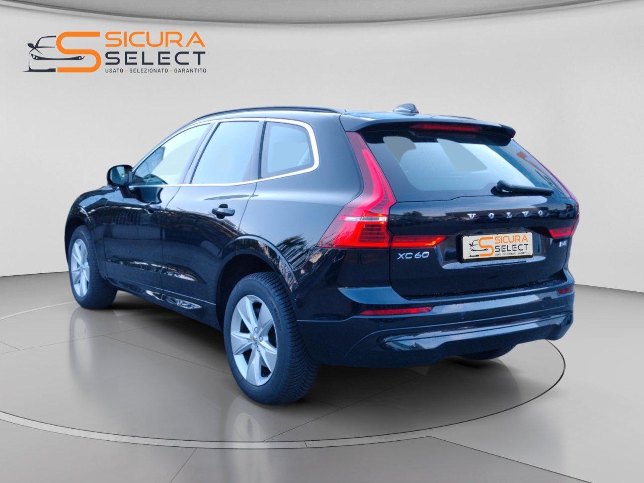 Volvo XC60 2.0 b4 Core awd auto