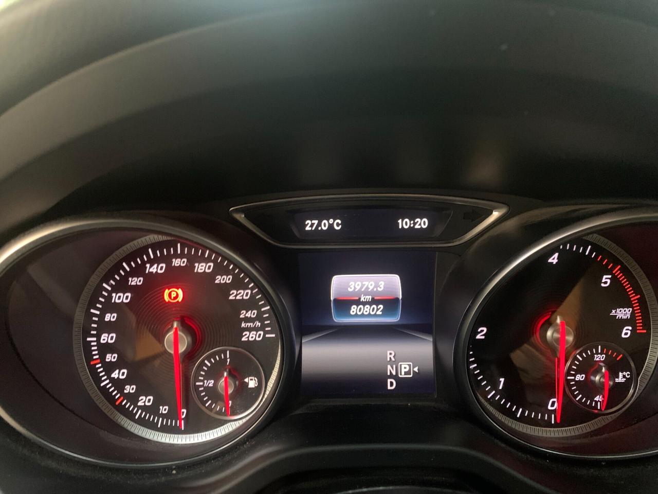 Mercedes-benz CLA 200D AUTOMATICA 2018 KM80800