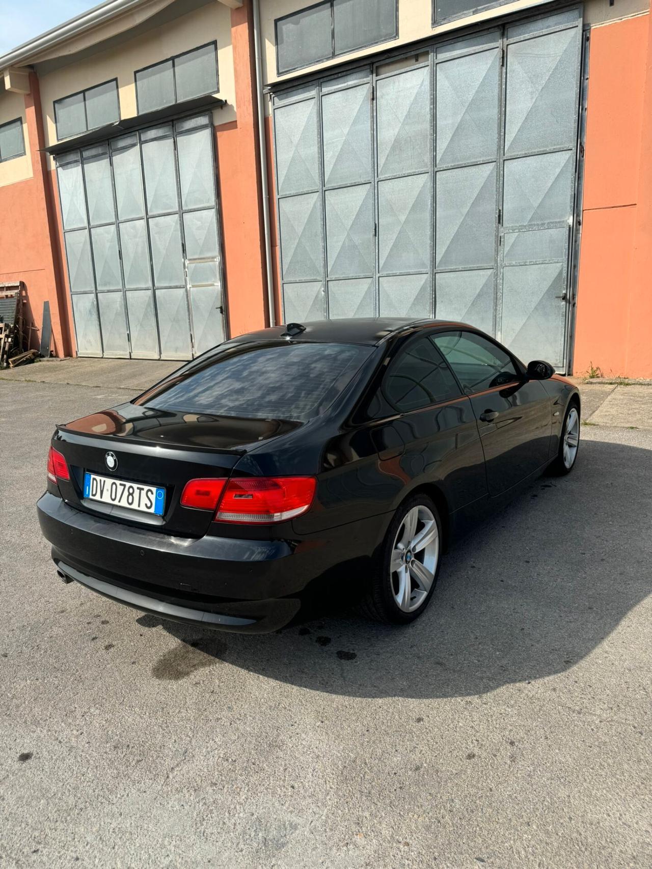 Bmw 320 320d cat Coupé Attiva