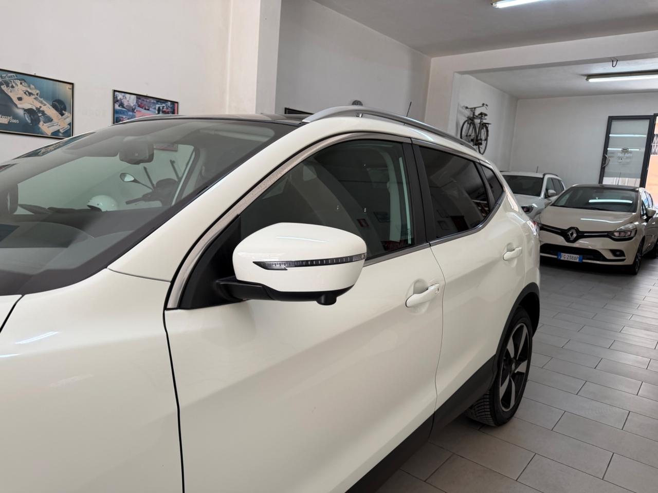Nissan Qashqai 1.5 DCI 110 CV Tekna CAMERA 360°