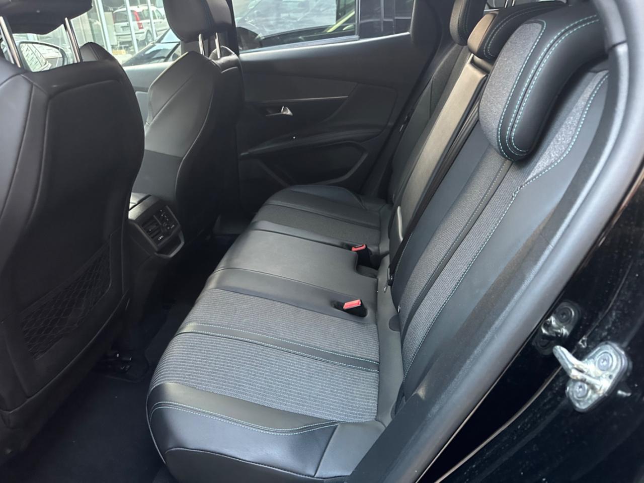 Peugeot 3008 BlueHDi 130 S&S EAT8 GT Line 2022