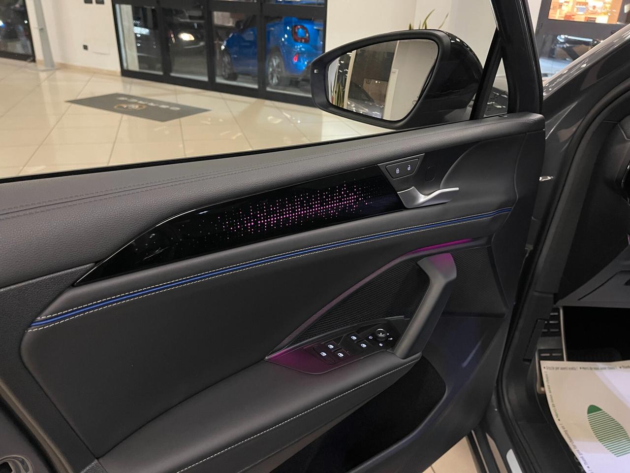 Volkswagen Tiguan 2.0 TDI 150cv SCR DSG R-Line