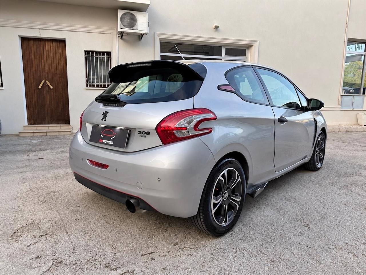 Peugeot 208 1.4 e-HDi - CAMBIO AUTOMATICO