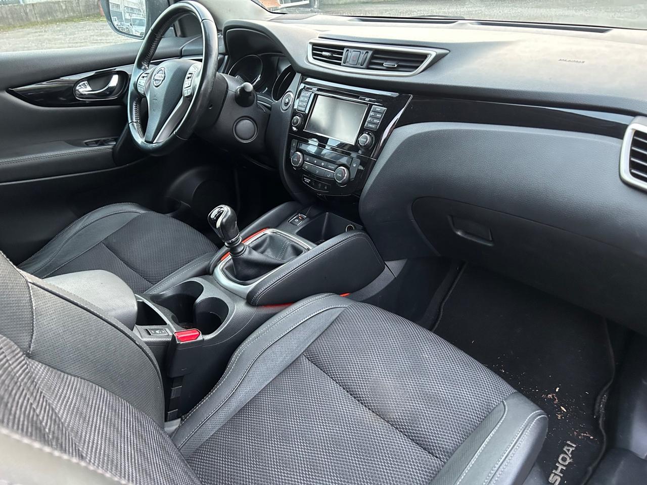 Nissan Qashqai 1.5 dCi LEGGI NOTE