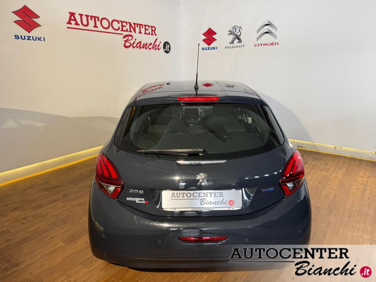 Peugeot 208 5 Porte 208 5p 1.6 bluehdi Active 75cv