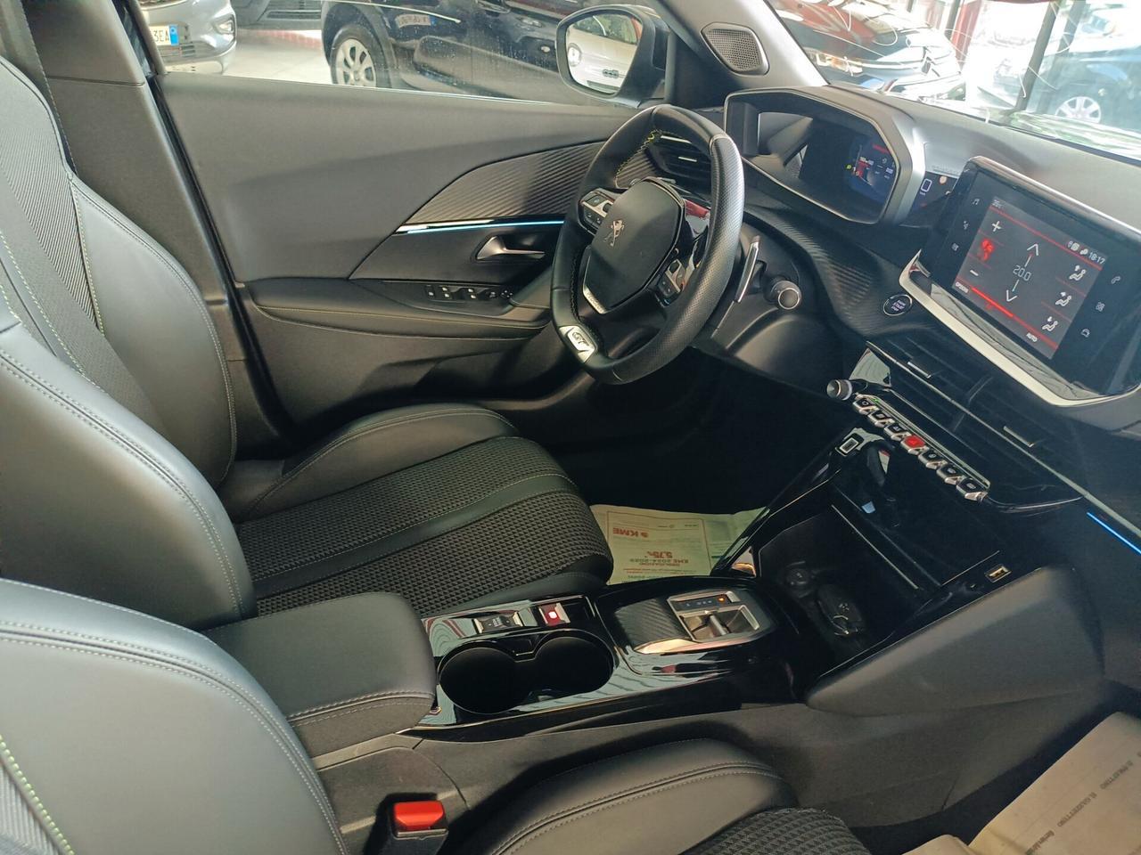 Peugeot 2008 BlueHDi 130 S&S EAT8 GT
