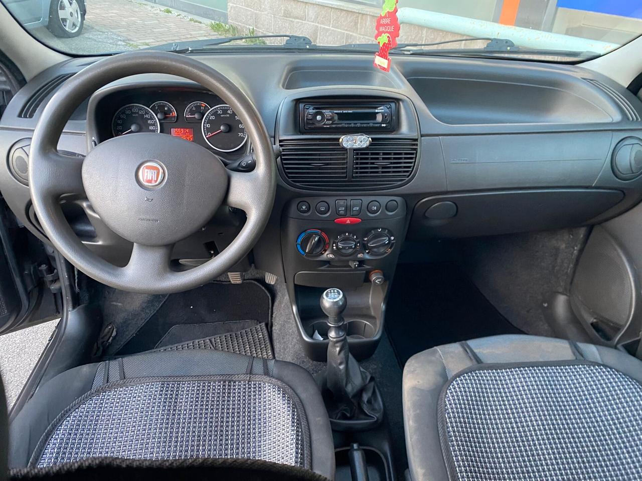 Fiat Punto 1.2 Benzina Euro4 CLIMA – NEOPATENTATI - GARANZIA