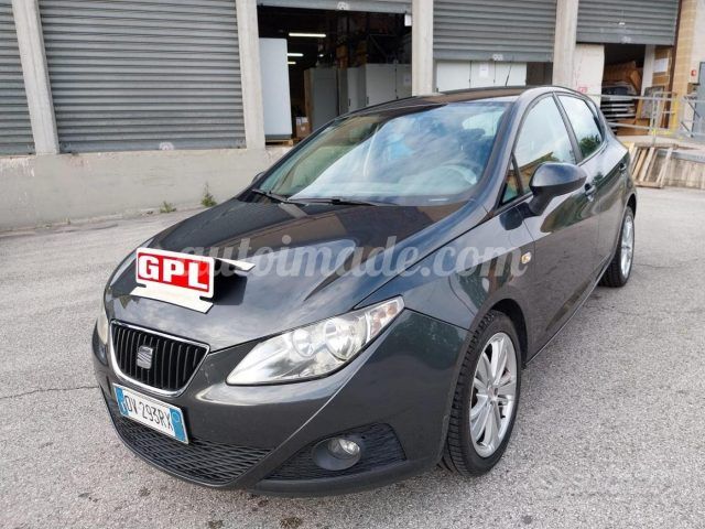 SEAT Ibiza 1.4 16V 5p. Reference