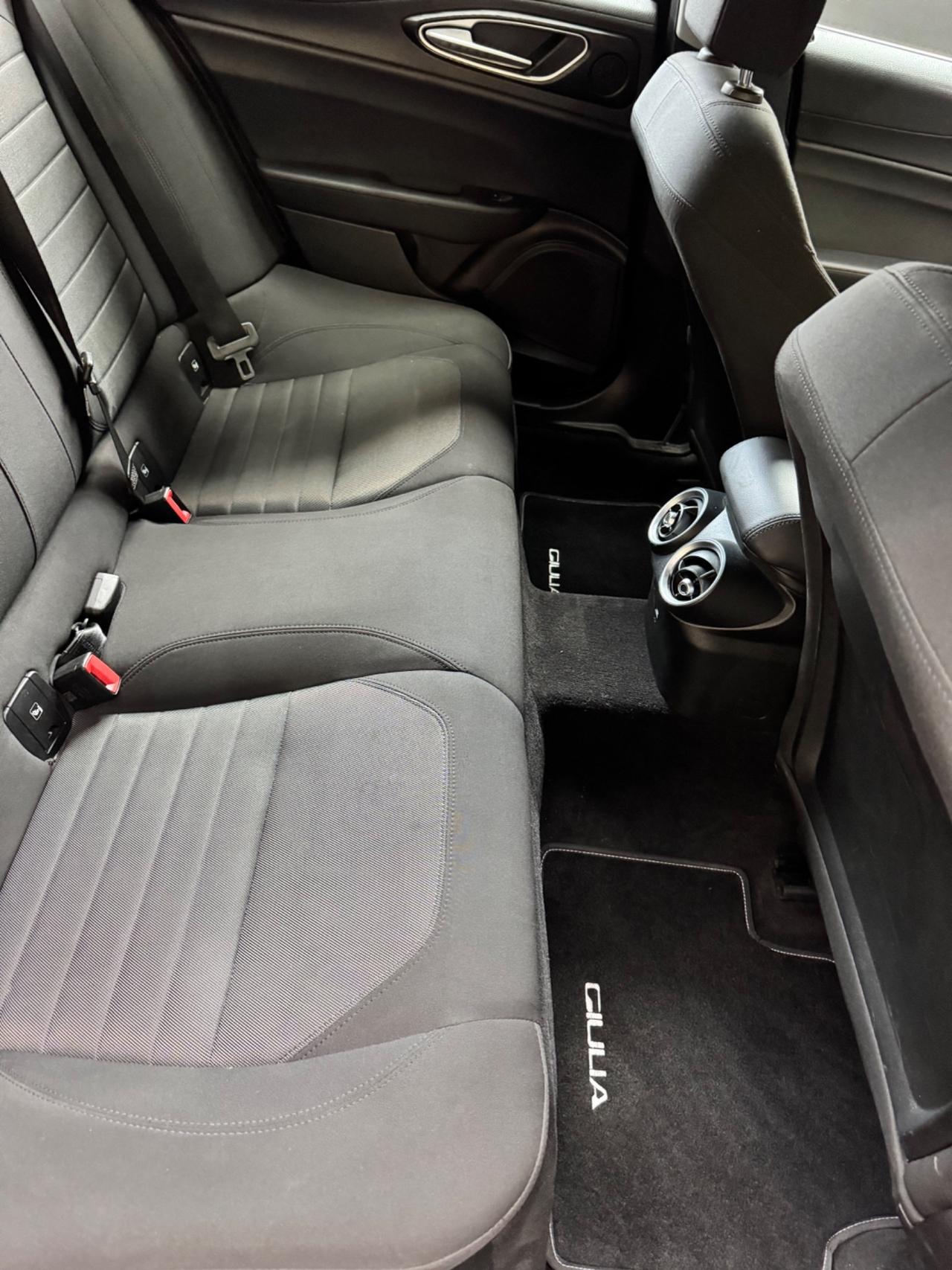 Alfa Romeo Giulia 2.2 Turbodiesel 150 CV Super