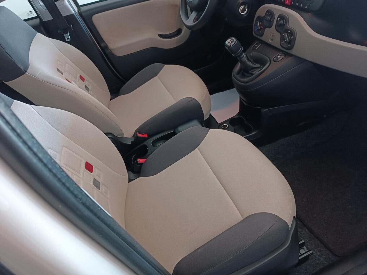 Fiat Panda 0.9 TwinAir Turbo Natural Power Lounge