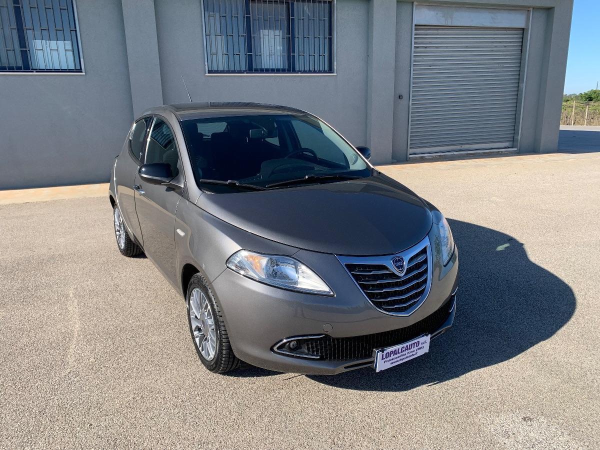 LANCIA - Ypsilon - 1.2 69 CV 5 porte S&S Gold