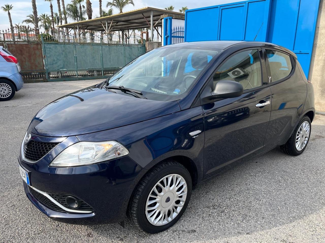 Lancia y -5P- 1.2 benz-km 65000-10/2016