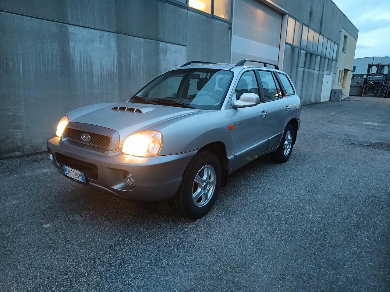 Hyundai Santa Fe 2.0 CRDi TD 4WD Plus