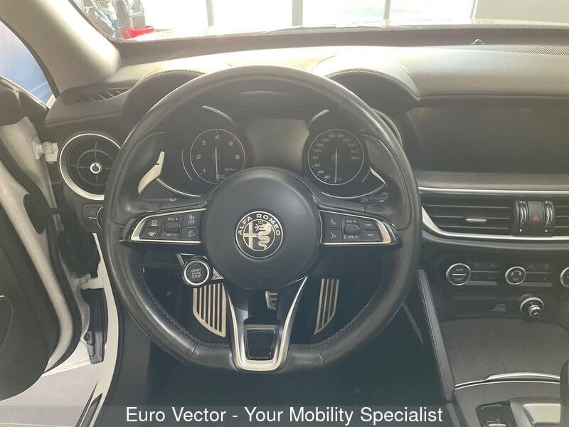 Alfa Romeo Stelvio 2.2 Turbodiesel 210 CV AT8 Q4 Ti