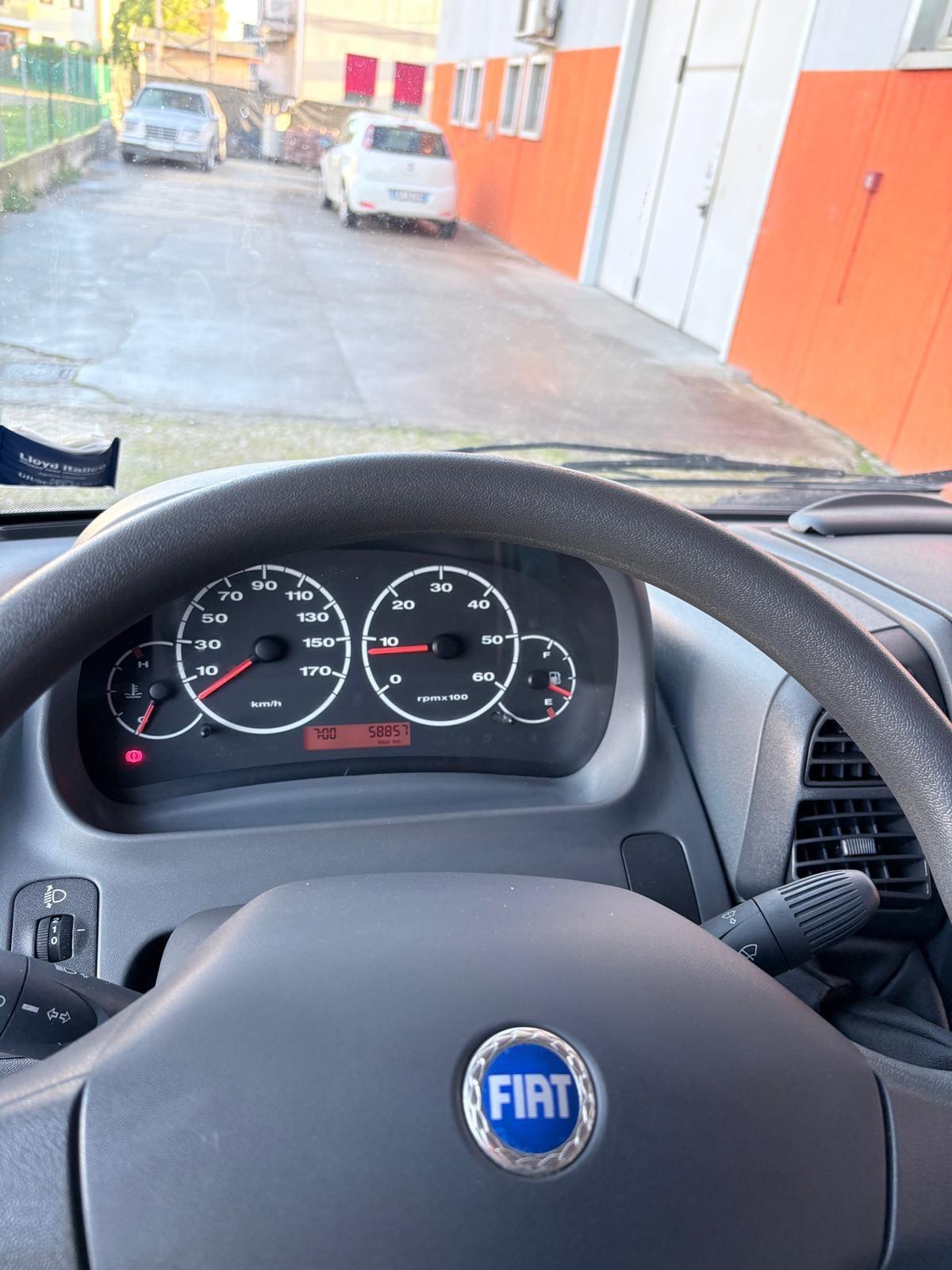 Fiat ducato 2.8 anno 2003 . C