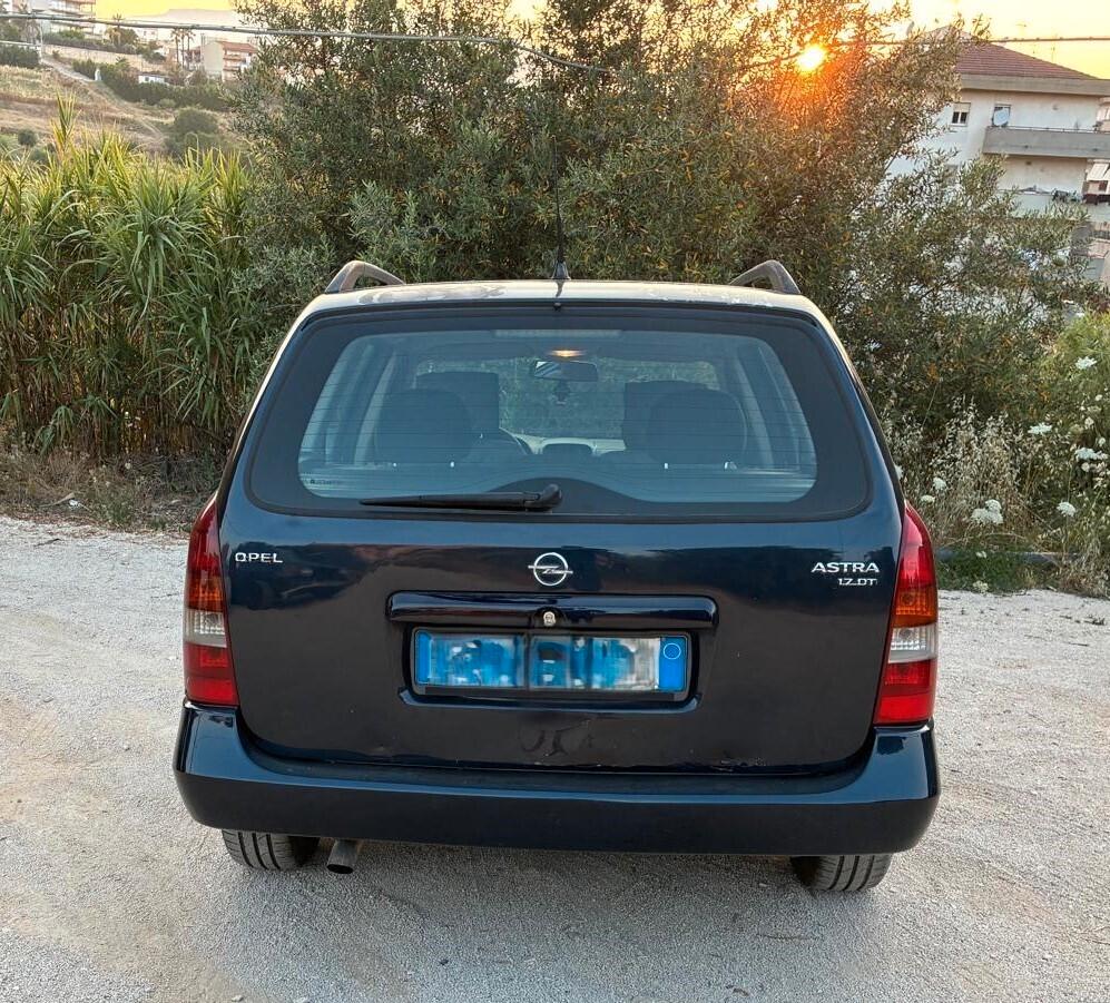 Opel Astra 1.7 16V DTI cat Station Wagon Club