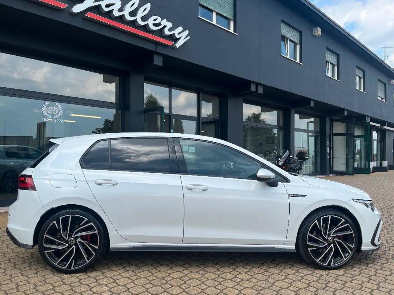 Volkswagen Golf 2.0 TDI DSG GTD