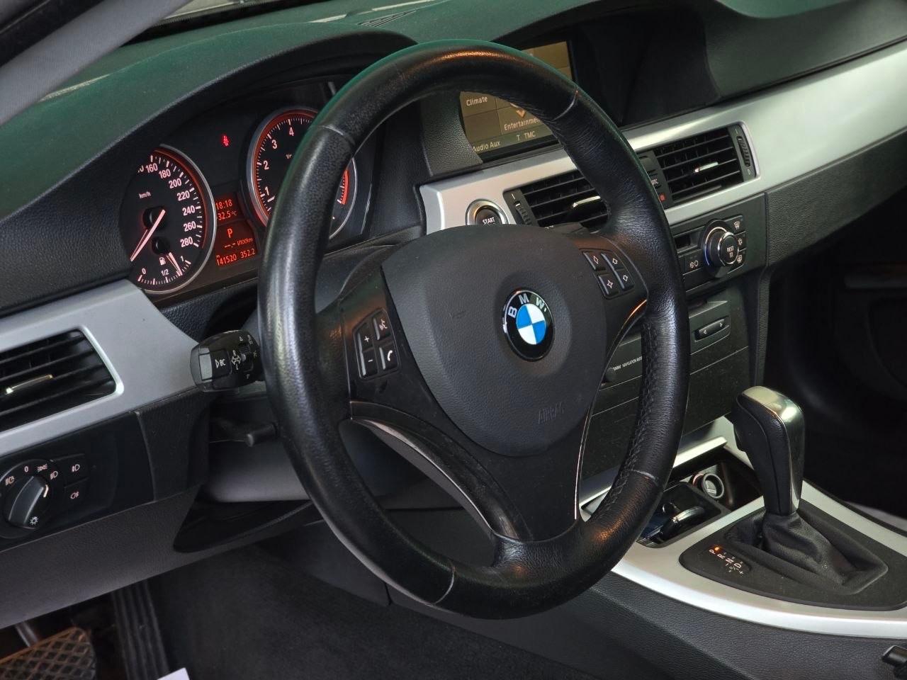 BMW 325i E92 218cv