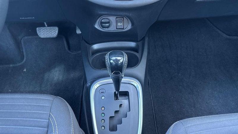 Toyota Yaris III 2017 5 Porte 1.5 VVT-i Hybrid Active e-CVT my18