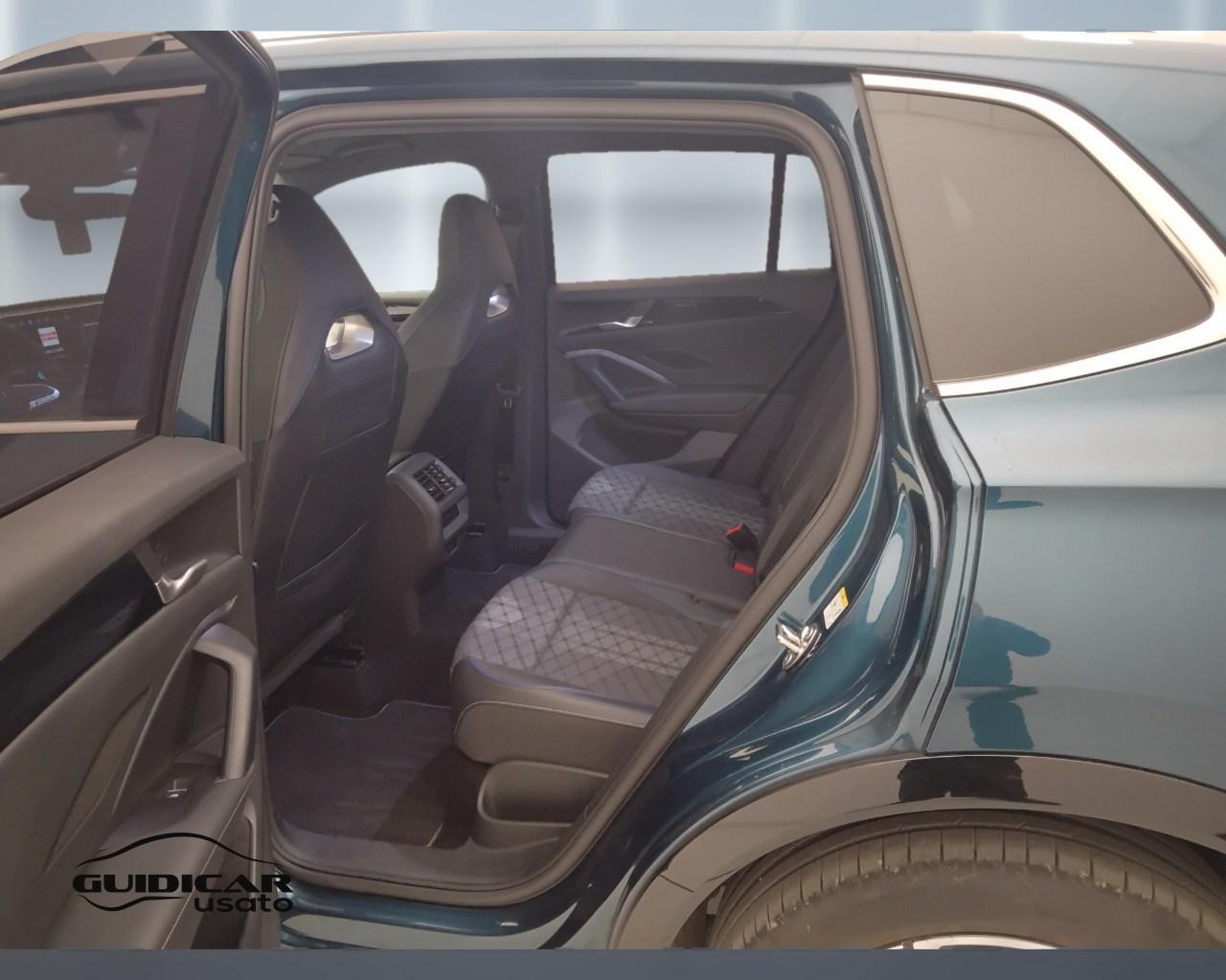 VOLKSWAGEN Tiguan III 2024 - Tiguan 2.0 tdi R-Line 150cv dsg