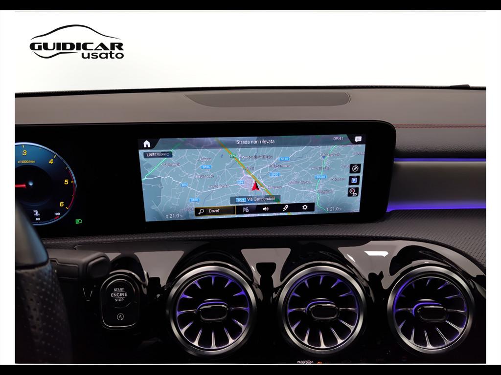 Mercedes-Benz CLA Sh.Brake - X118 - CLA Shooting Brake 200 d Premium auto