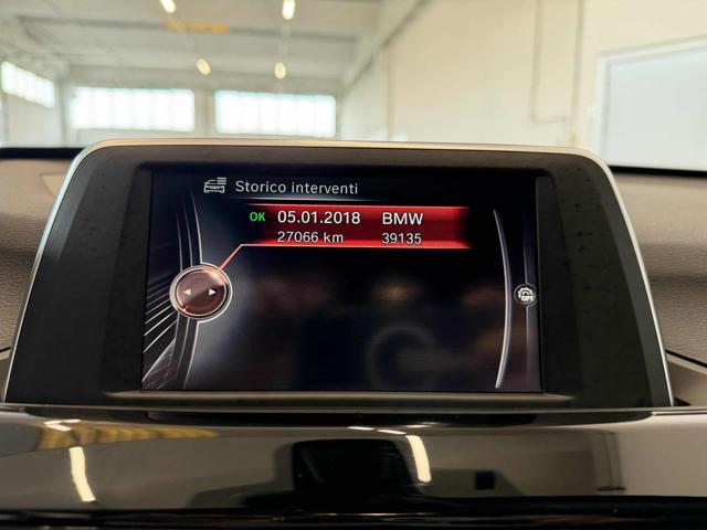 BMW X1 sDrive18d X line //LED//18//NAVI//