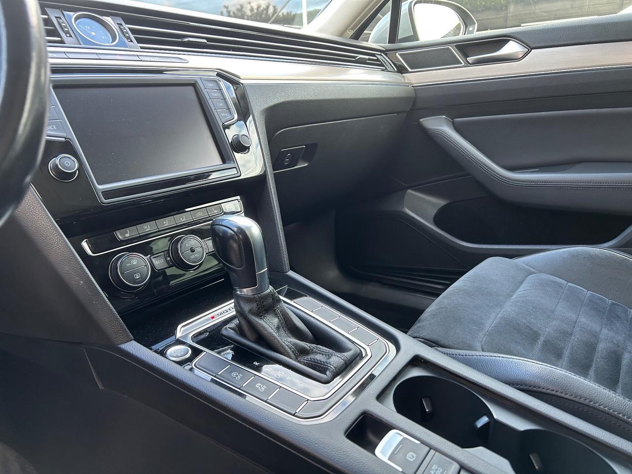 Volkswagen Passat 2.0 TDI 4MOTION °LEGGI NOTE°