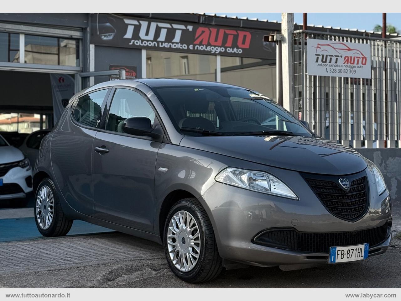 LANCIA Ypsilon 1.2 69 CV 5p. Platinum