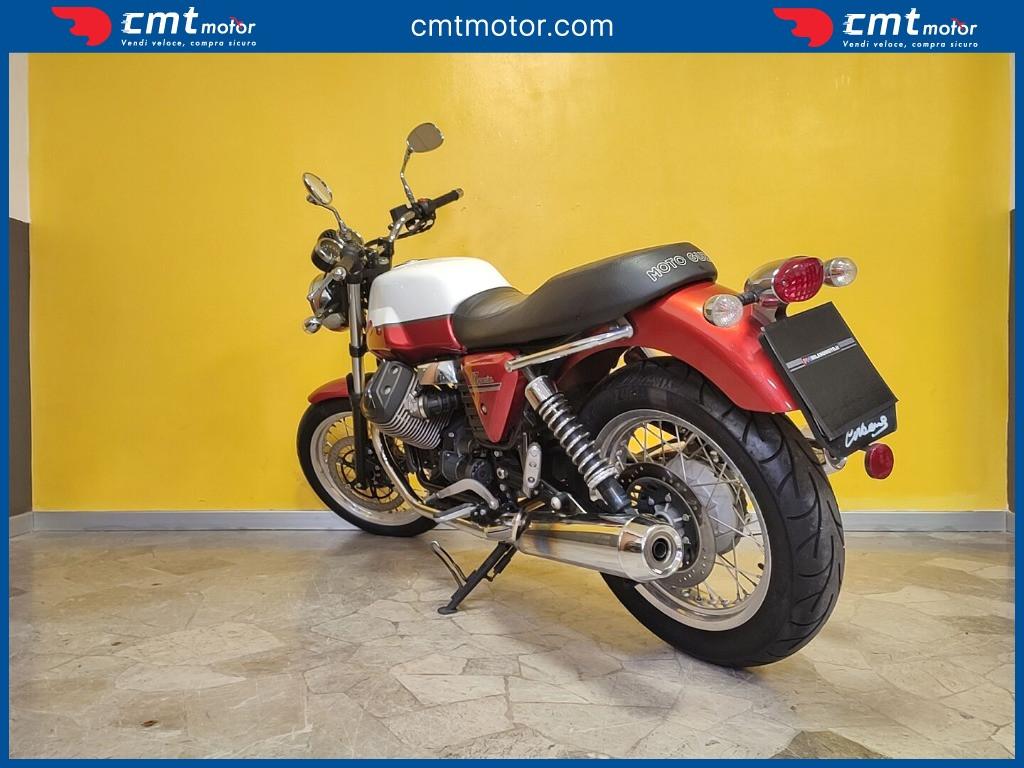 Moto Guzzi V7 - 2013