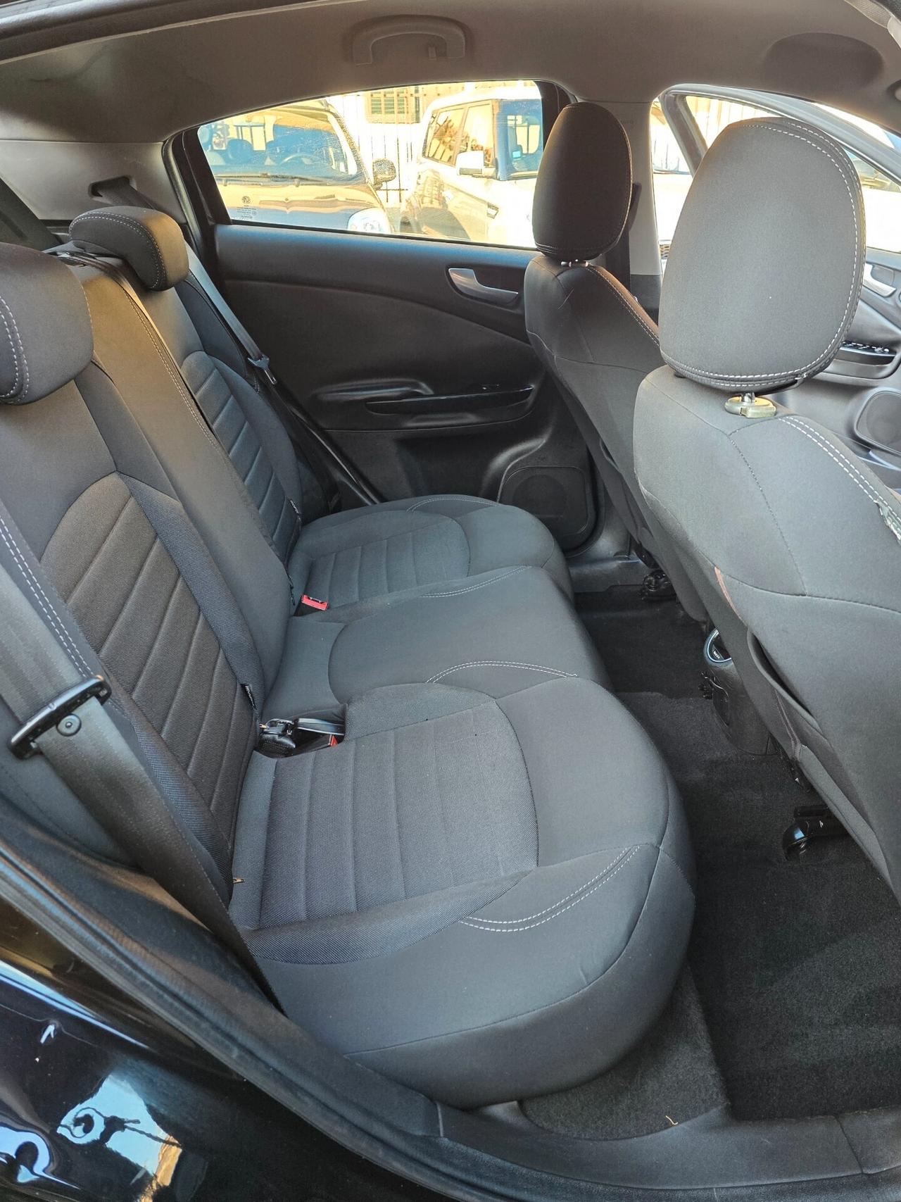 Alfa Romeo Giulietta 1.6 JTDm-2 120 CV Distinctive