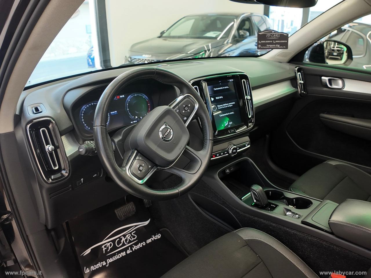 VOLVO XC40 D3 Geartronic R-design TETTO APRIBILE