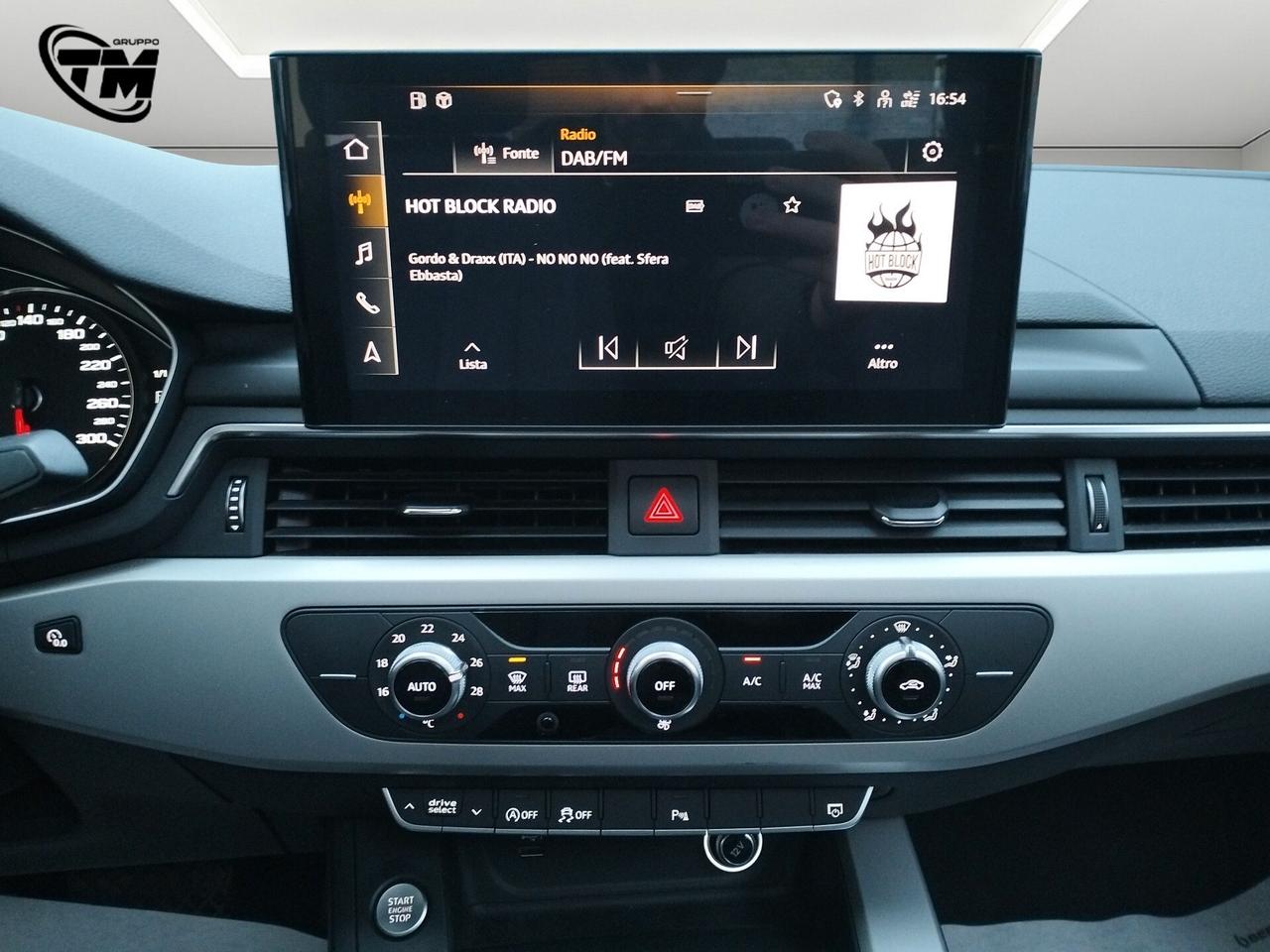 Audi A4 V Berlina 30 2.0 tdi mhev Business 136cv s-tronic