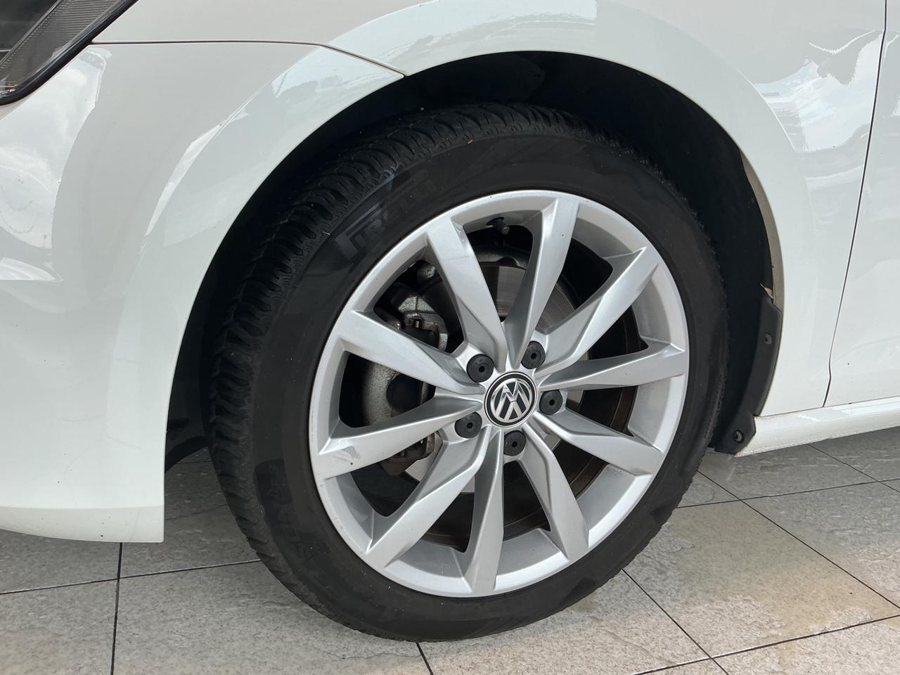 Volkswagen Golf 1.6 Diesel Automatica Neopatentati