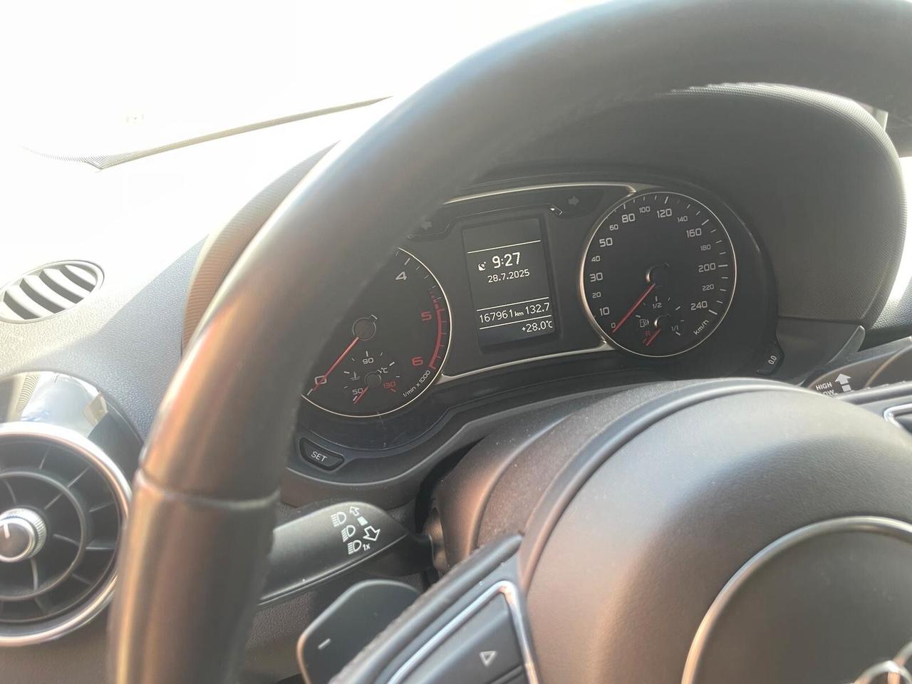 Audi A1 1.6 TDI S tronic line edition plus
