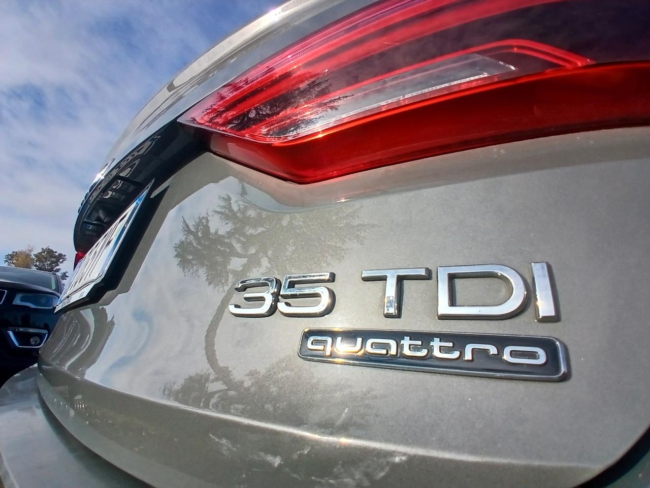 Audi Q3 SPB 35 TDI quattro S tronic S line edition