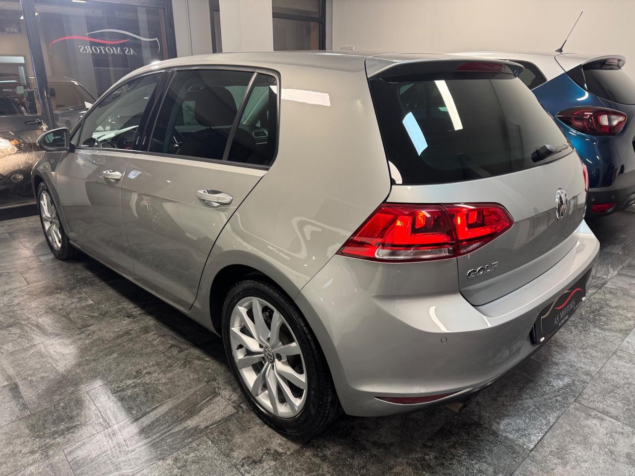 Volkswagen Golf 1.6 TDI DSG 5p. Highline Finanziabile