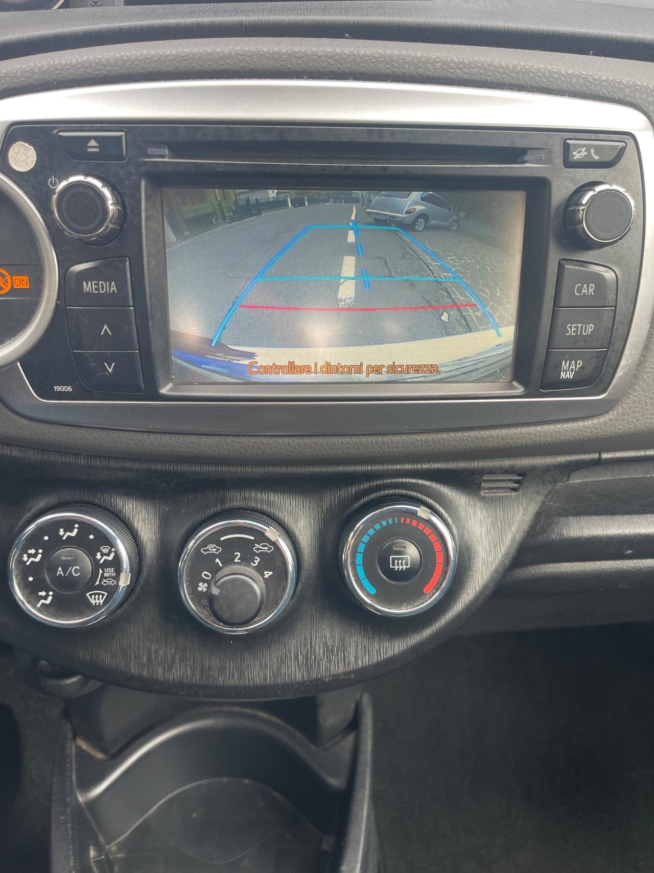 Toyota Yaris 1.0 5 porte Active