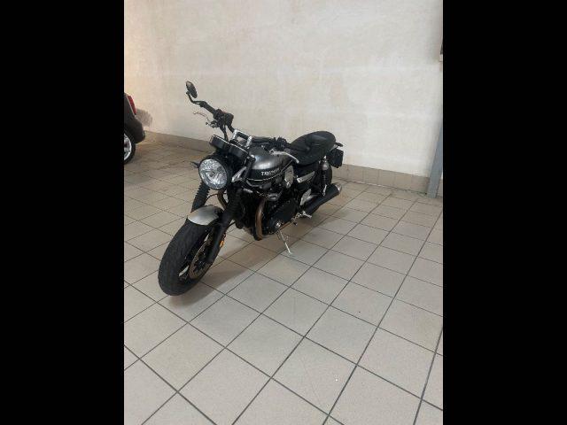 TRIUMPH Speed Twin SPEED TWEEN -